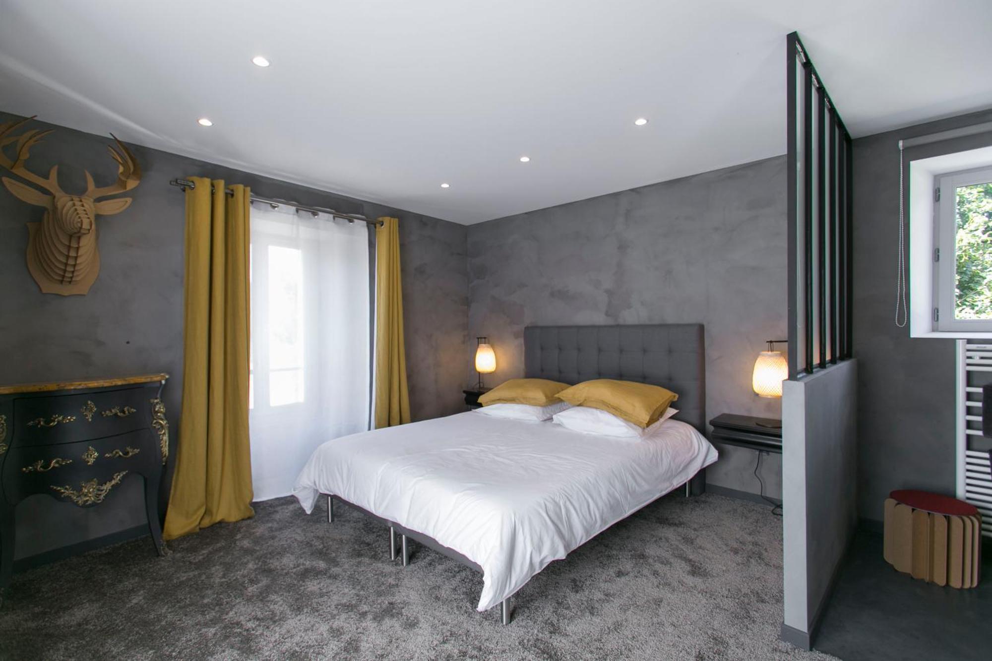 Le Presbytere De Thiverval Kültér fotó